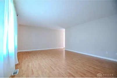 536 Brandwynne Court, Centerville, OH 45459 - Photo 7
