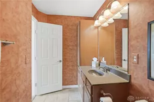 1376 Ironwood Dr, Turtlecreek Twp, OH 45036 - Photo 41