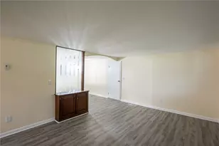 4689 Loxley Dr, West Carrollton, OH 45439 - Photo 3
