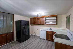 4689 Loxley Dr, West Carrollton, OH 45439 - Photo 5