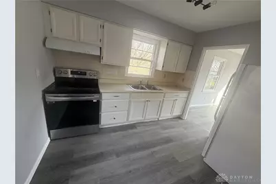 245 E Beechwood Avenue, Dayton, OH 45405 - Photo 7