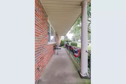 327 S Chippewa Drive, Greenville, OH 45331 - Photo 5