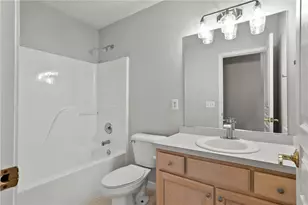 1600 Sunnington Grove Dr, Dayton, OH 45458 - Photo 33