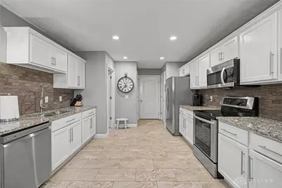 6789 Sun Ridge Way, Waynesville, OH 45068 - Photo 11