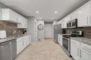 6789 Sun Ridge Way, Waynesville, OH 45068 - Photo 11
