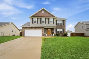 254 Auburn Meadows Ct, Carlisle, OH 45005 - Photo 1