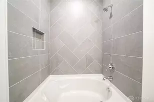 9155 Remy Ct, Clearcreek Twp, OH 45458 - Photo 23