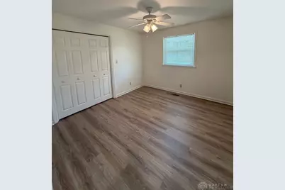 566 Cherry Hill Place, Fairborn, OH 45324 - Photo 17