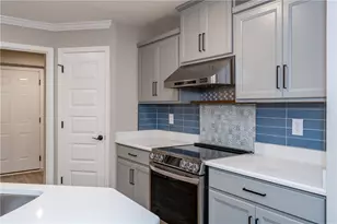 2677 Verdant Ln, Fairborn, OH 45324 - Photo 7