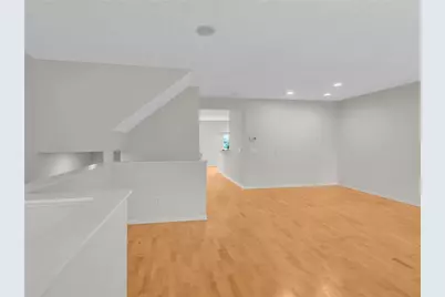 9492 Tahoe Drive, Dayton, OH 45458 - Photo 15