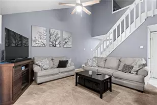 8475 Woodgrove Dr, Washington Twp, OH 45458 - Photo 5