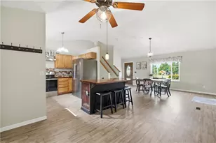 9292 Arrowcreek Dr, Oregonia, OH 45054 - Photo 5