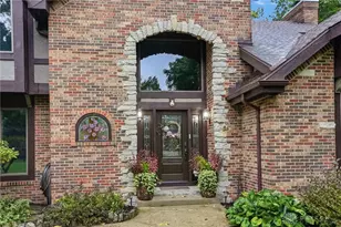 7670 Whispering Oaks Trail, Tipp City, OH 45371 - Photo 5