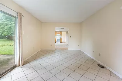 5404 Quisenberry Drive, Fairborn, OH 45424 - Photo 17