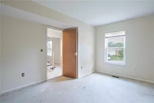 5404 Quisenberry Dr, Fairborn, OH 45424 - Photo 19