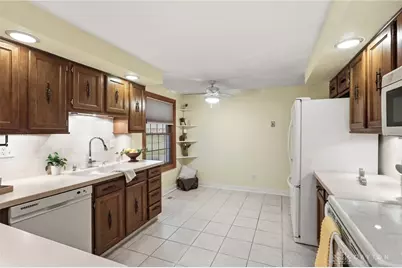 11 E Bonomo Drive, Fairborn, OH 45324 - Photo 13