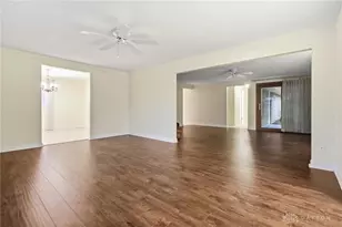 11 E Bonomo Dr, Fairborn, OH 45324 - Photo 11