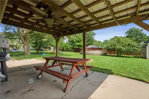 4531 Seville Dr, Englewood, OH 45322 - Photo 9