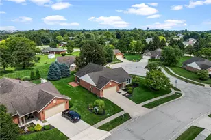 1879 Brandonhall Dr, Miamisburg, OH 45342 - Photo 33