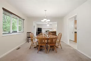 8919 Deep Forest Ln, Centerville, OH 45458 - Photo 9
