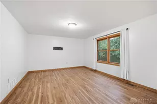 1214 N 11th St, Miamisburg, OH 45342 - Photo 11