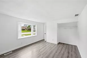 5880 Charlesgate Rd, Huber Heights, OH 45424 - Photo 23