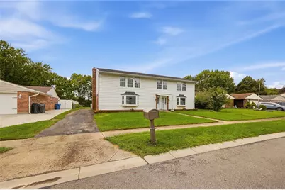 5880 Charlesgate Road, Huber Heights, OH 45424 - Photo 1