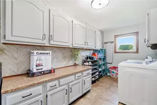 4041 Shadowleaf Dr, Bellbrook, OH 45305 - Photo 19