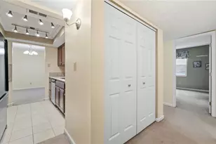 1334 Black Forest Dr, West Carrollton, OH 45449 - Photo 5