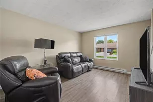 1855-1861 N Lakeman Dr, Bellbrook, OH 45305 - Photo 9