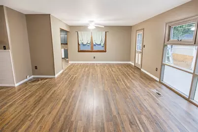 127 N Main Street, Englewood, OH 45322 - Photo 3