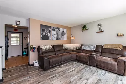 2425 Lorna Court, Dayton, OH 45420 - Photo 7