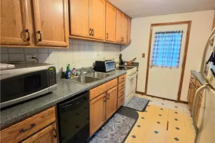 688 Hile Ln, Englewood, OH 45322 - Photo 5