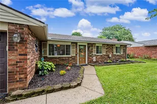 2511 Inverness Ct, Troy, OH 45373 - Photo 5