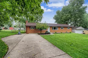 2863 Crone Rd, Beavercreek, OH 45434 - Photo 1