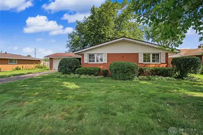1035 Cottage Court Drive, Fairborn, OH 45324 - Photo 3