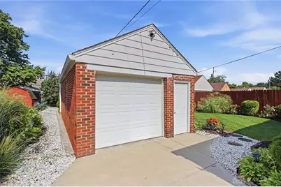 1041 Yorkshire Place, Dayton, OH 45419 - Photo 37