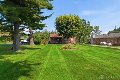 4094 Navajo Trail, Jamestown Vlg, OH 45335 - Photo 3