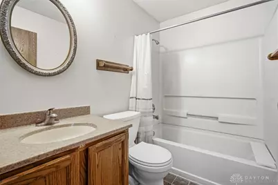 8621 Emeraldgate Drive, Huber Heights, OH 45424 - Photo 17