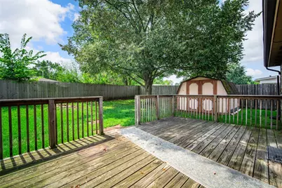 8621 Emeraldgate Drive, Huber Heights, OH 45424 - Photo 7