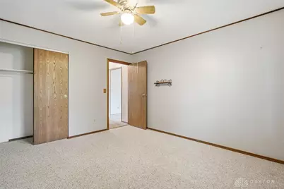 8621 Emeraldgate Drive, Huber Heights, OH 45424 - Photo 21