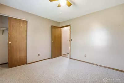 8621 Emeraldgate Drive, Huber Heights, OH 45424 - Photo 19