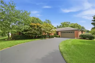 5624 Mark Dale Dr, Centerville, OH 45459 - Photo 1