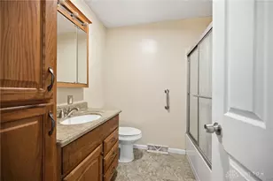 651 Charlotte Ave, Turtlecreek Twp, OH 45036 - Photo 17