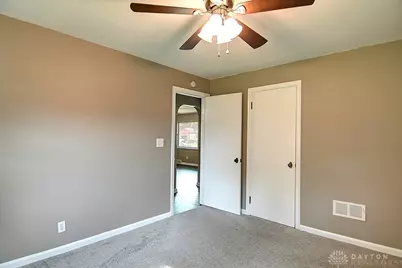 605 Wedgewood Avenue, Kettering, OH 45429 - Photo 17