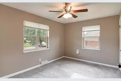 605 Wedgewood Avenue, Kettering, OH 45429 - Photo 13