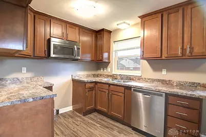 605 Wedgewood Avenue, Kettering, OH 45429 - Photo 9