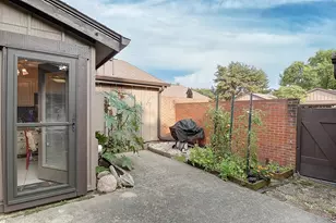 6069 N Quinella Way, Centerville, OH 45459 - Photo 25
