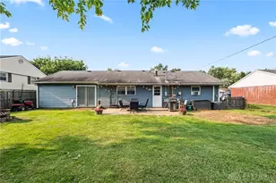 1123 Chalet Dr, New Carlisle, OH 45344 - Photo 19