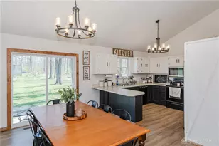 7908 Preble County Line Rd, Germantown, OH 45327 - Photo 9
